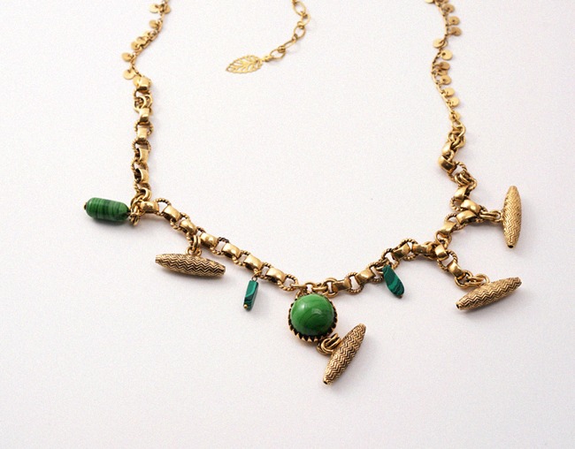 {SALE] GREEN STONE GOLD PALACE NECKLACE